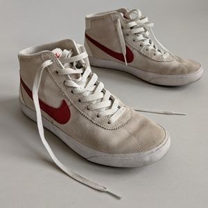 Nike SB Bruin Hi in suede